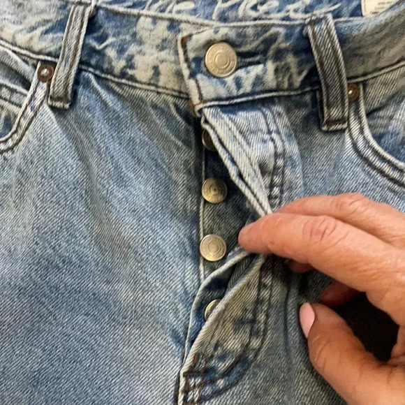 Free People Chewed Up Straight leg distressed ankle jeans Mid Rise women’s 27 - Picture 4 of 13